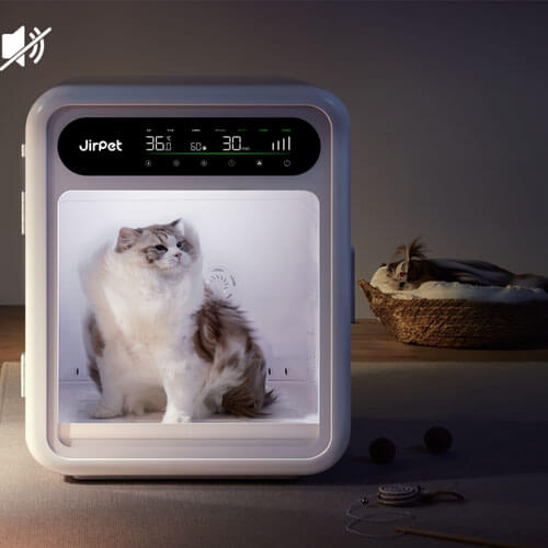 耳にやさしい低騒音設計